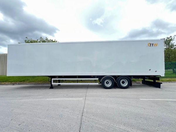 Lawrence David Roller Bed Box Van - Main image
