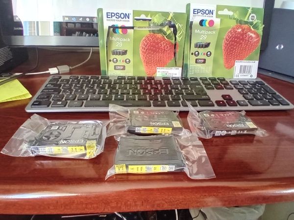 Unused Toner Cartridges - Epson - Main image