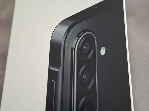 Mobile phone - Main image