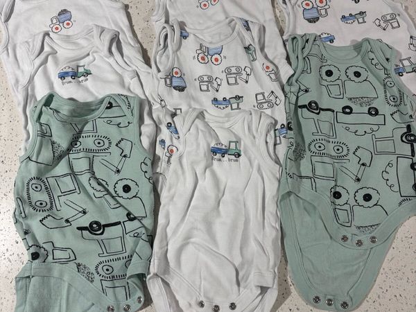 8x baby boy sleeveless bodysuits - Main image