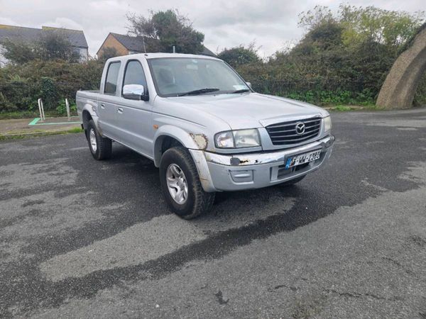 Mazda crew cab - Main image