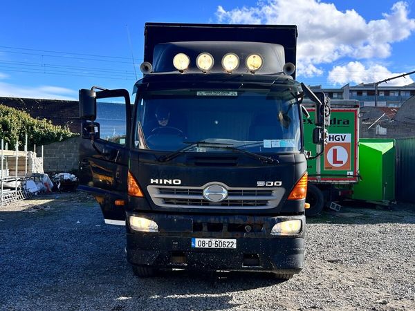 Hino 500 rigid - Main image