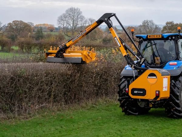 MCCONNEL PA5762-60HP, NEW - Main image