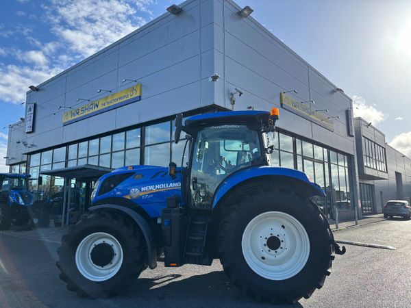 New Holland T7.210 Power Command-4401hrs - Main image