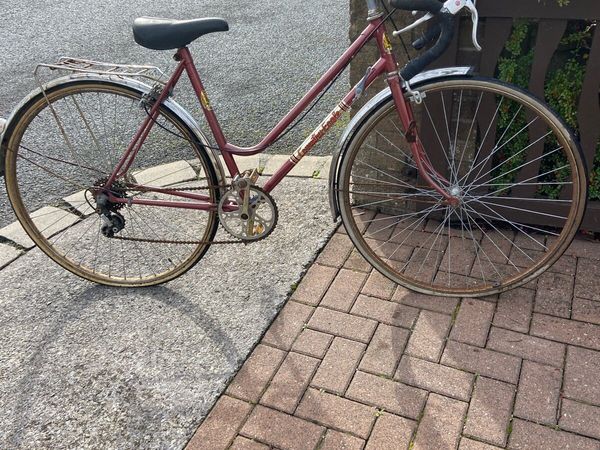Lady’s. Bicycle.   Coventry. Eagle - Main image