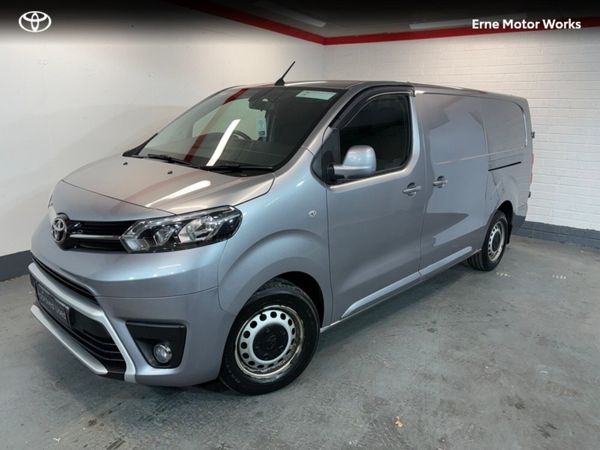 Toyota Proace 2.0 140HP GX L LWB 4DR REDUCED -1000 - Main image