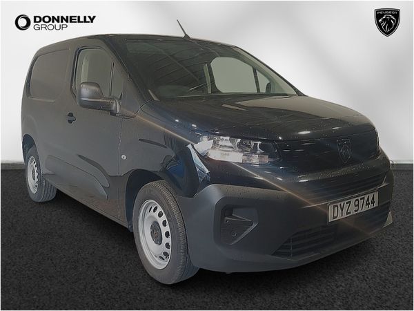 Peugeot Partner 1.5 BlueHDi 100 Professional Van - Main image