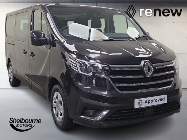 Renault Trafic LL30 Blue dCi 150 Advance 9 Seater - Main image
