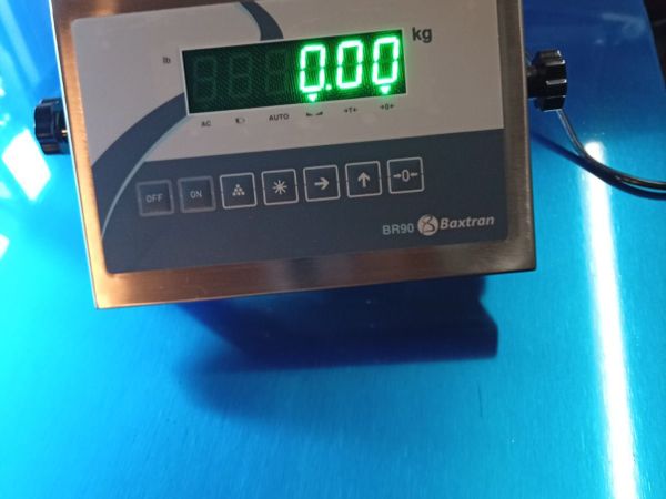 NEW..Large platform weighing scales - Main image