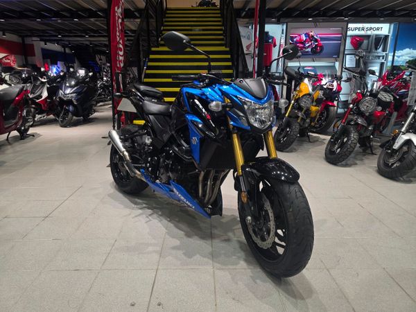 Suzuki GSX-S750 - Main image