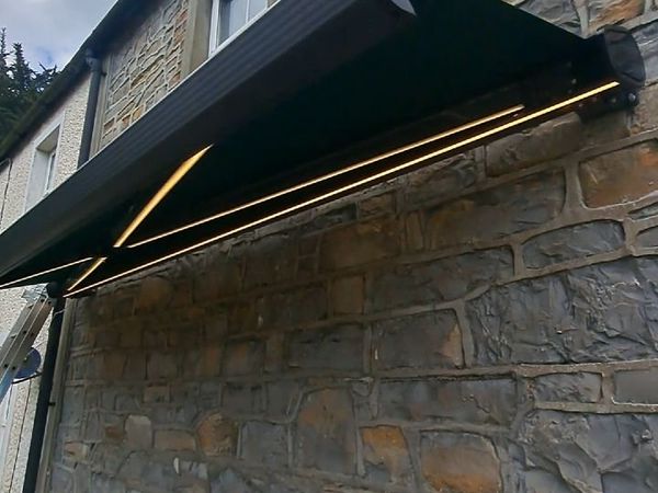 electric awnings - Main image
