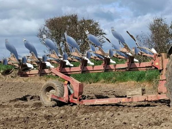 Kverneland pg100 7 furrow - Main image