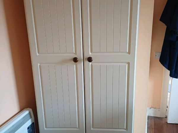 Matching Furniture - Main image