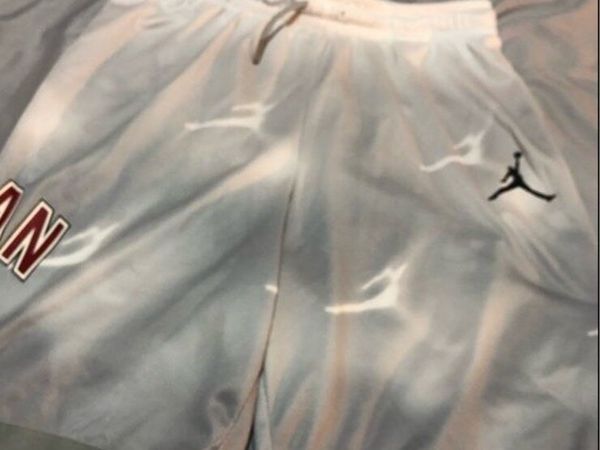Boys Nike Jordan age 13/15 €10 - Main image