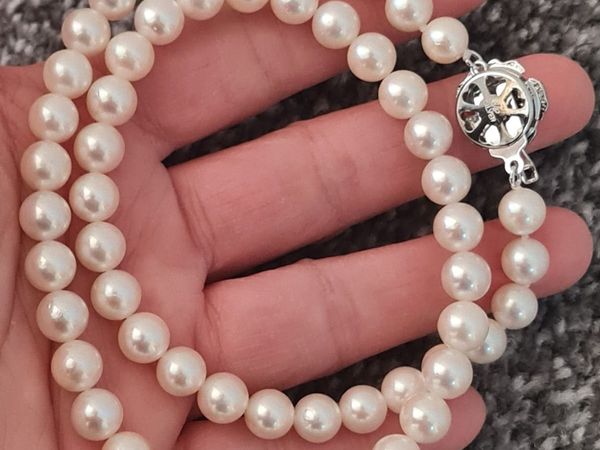 Xmas Gift Japanese Akoya Pearl Necklace (Branded) - Main image