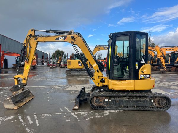 2016 Cat 305E2 Mini Excavator - Main image