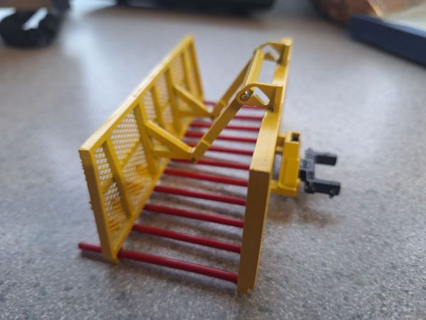 Model push of rake 1 32 scale - Main image