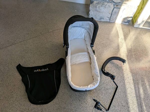 Out n About basinette / carrycot - Main image