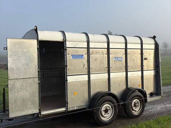 12x6 ifor Williams cattle trailer - Main image