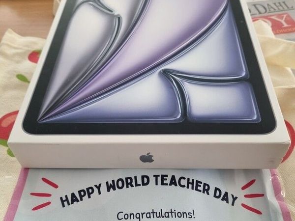 Brand New and Sealed Apple iPad Air 11 M4 128GB - Main image