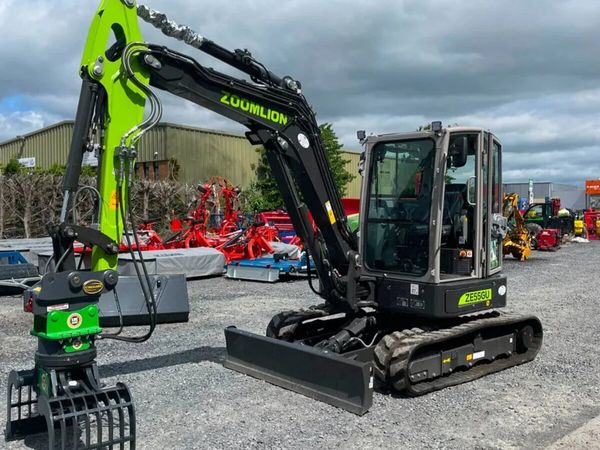 Zoomlion 5.5 Tonne Excavator – For Sale - Main image