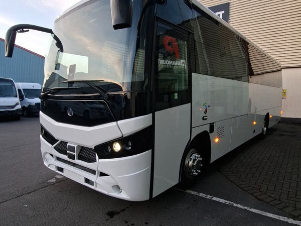 2027 UNVI DAF 41 SEAT COACH - Main image