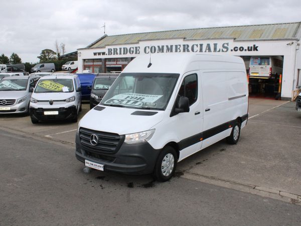 2021 Mercedes-Benz Sprinter 314 MWB HR - Main image