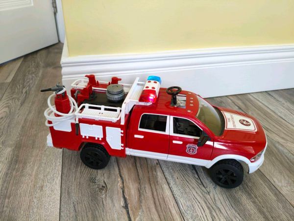 Bruder RAM 2500 Large Light and Sounds Fire truck - Main image