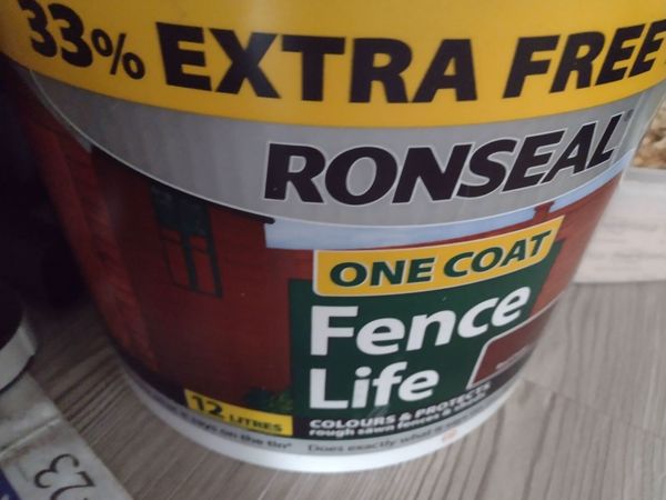 Large unopened bucket Ronseal one coat fence life - Main image