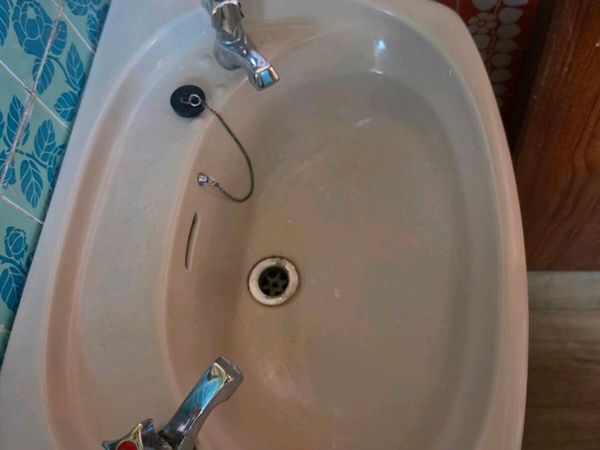 Cast Iron Bath - Main image