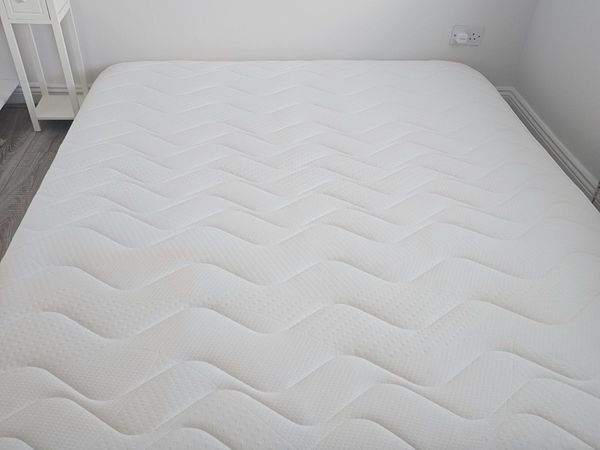 Mattress Driva (Jysk) 180x200 barely used - Main image