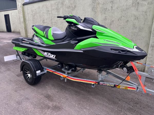 *** NEW KAWASAKI ULTRA 310 LX-S JETSKI *** Jet Ski - Main image
