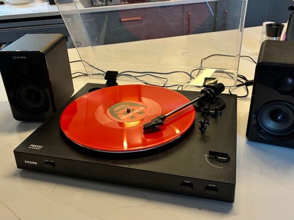 Starter-Beginner Vinyl Plug and Play - Main image