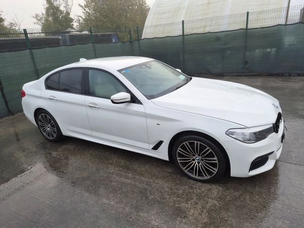 2018 BMW 520D M-Sport..very light Damage - Main image