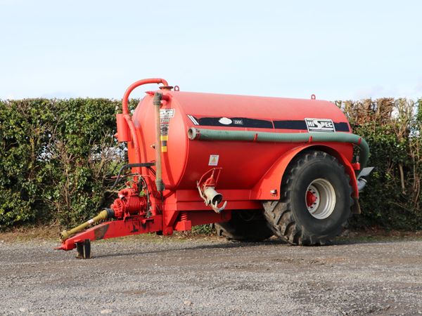 2300 Hi-Spec Tanker - Main image