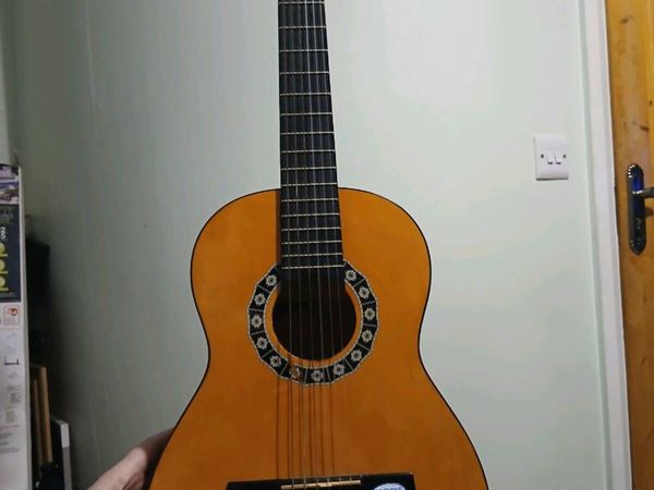 Nubone Valencia kids guitar - Main image