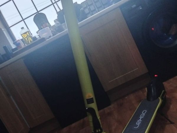 Electric Scooter - Main image
