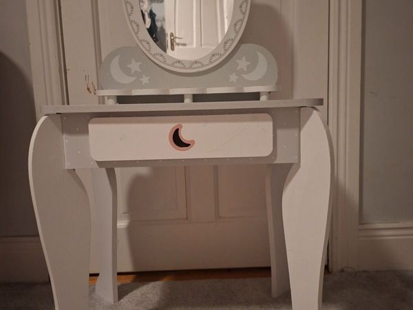 Childrens vanity unit - Main image