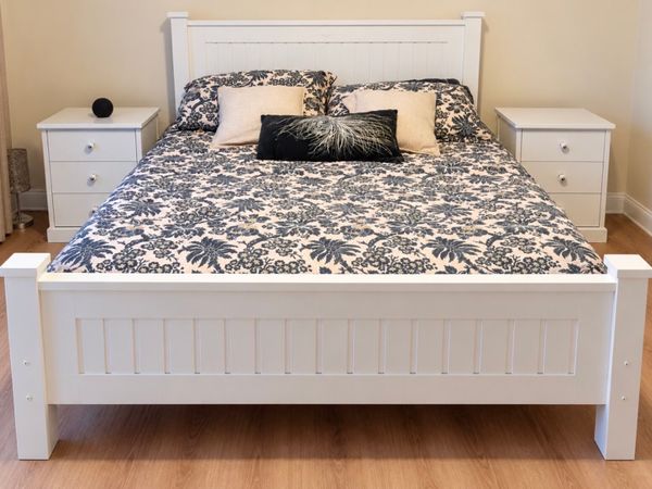 White King Size Bedroom Furniture Set – 6 Pieces - Main image