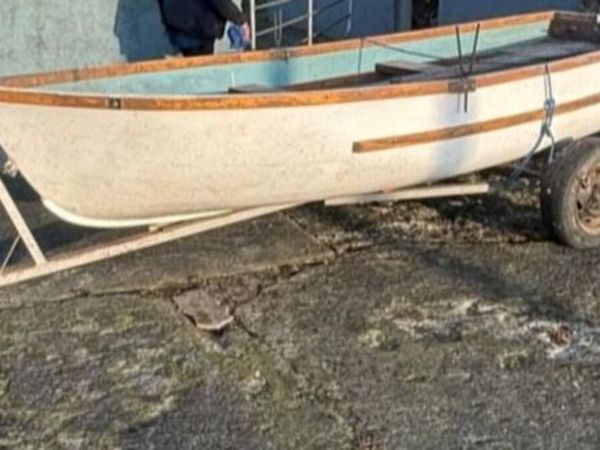 Lake boat - Main image