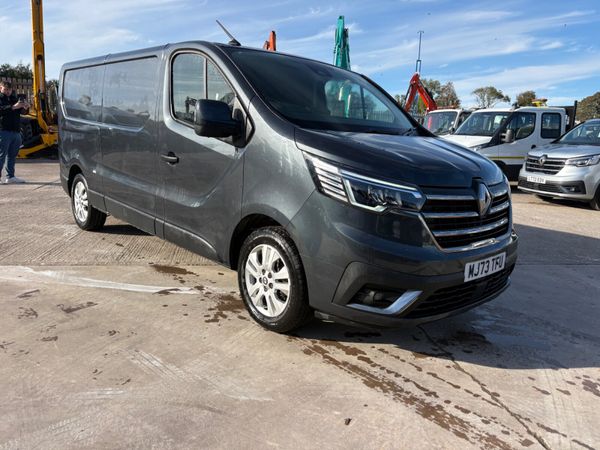 2023 Oct Renault Trafic LWB Sport - Main image