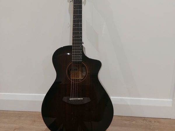 Breedlove Concert Pro guitar. - Main image