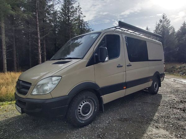 Mercedes sprinter camper - Main image