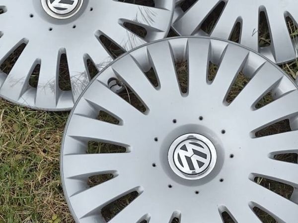 Original VW hubcaps 17 " - Main image
