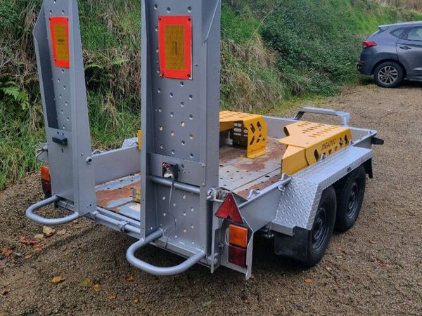 Ivor Williams plant trailer - Main image
