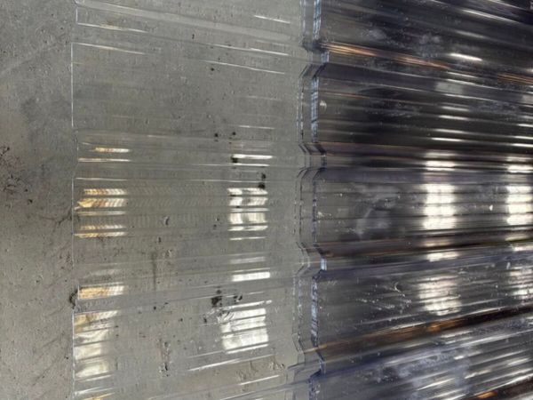 Polycarbonate sheeting into stock €5 per ft - Main image