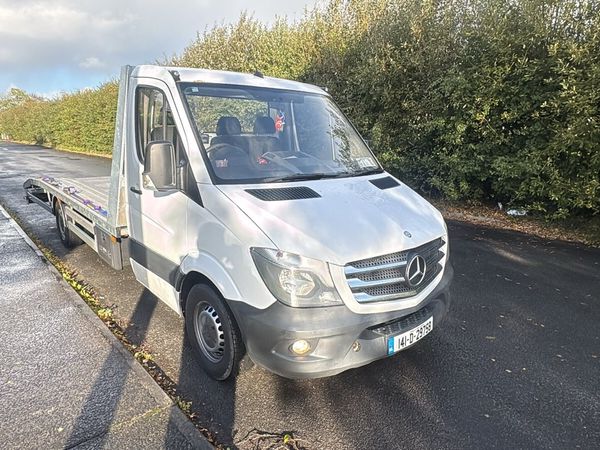 Sprinter recovery truck - Main image
