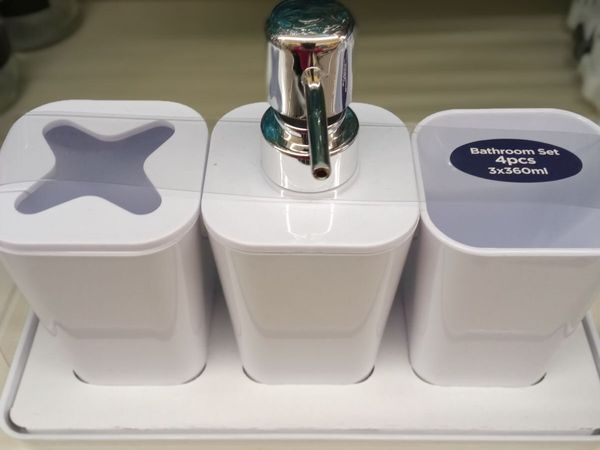 4 Bathroom Set - Main image