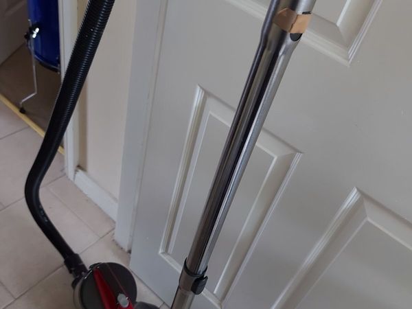 Essentials Vacuum Cleaner Model C700VC18, in excel for sale in Clare ...