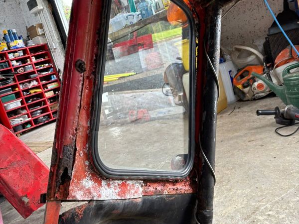 Tractor cab - Main image
